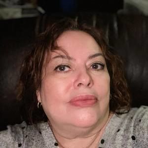 Meet your Posher, Evelyn